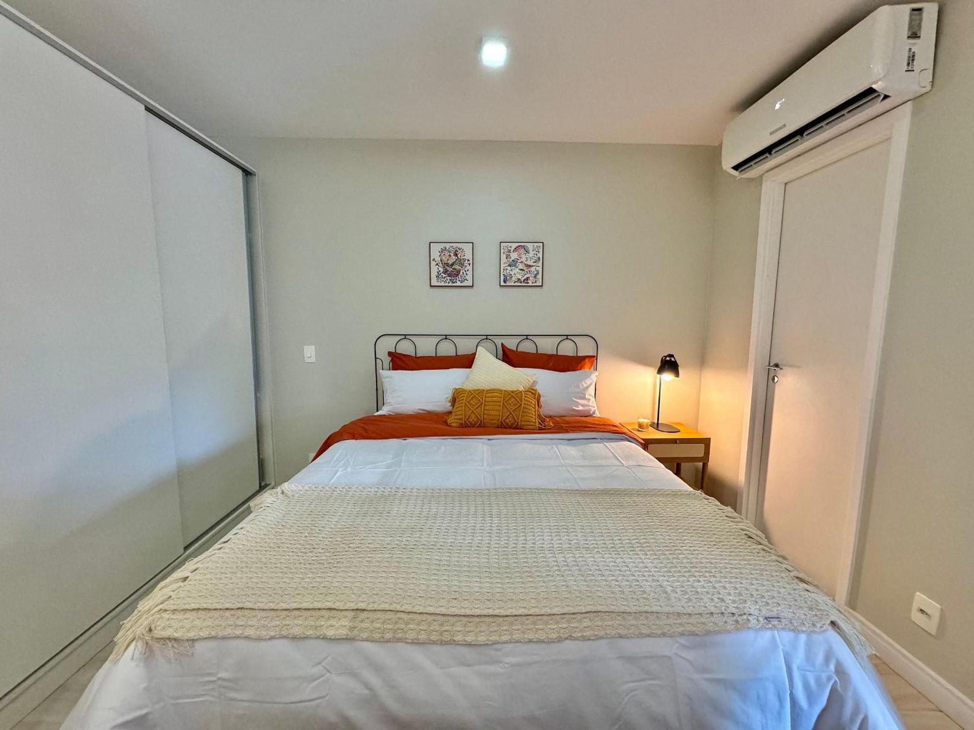Praca Mada - Anystay *